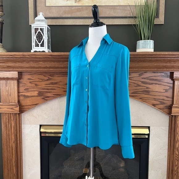 Express‎ Button Up Blouse NWOT Sz. XS - Picture 4 of 13